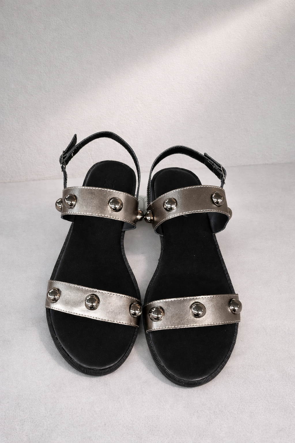 Rasteira Nina - chumbo